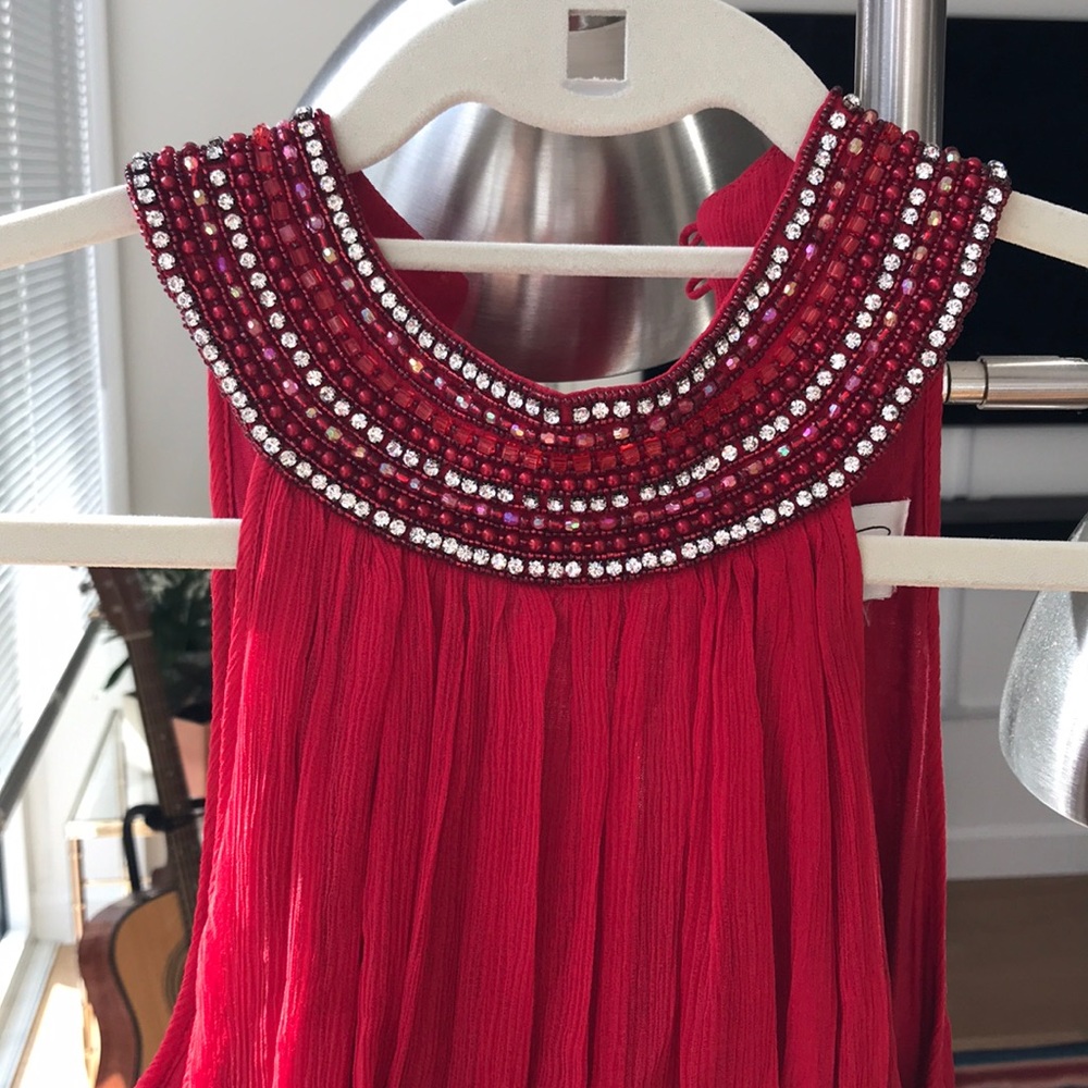 Red trapeze dress - Picture 2 of 3